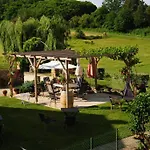 L'auberge La Source De Peyssou 3* Saint-Avit-Sénieur