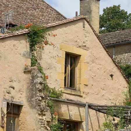 L'auberge La Source De Peyssou Saint-Avit-Sénieur