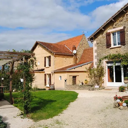 L'auberge La Source De Peyssou Bed & Breakfast